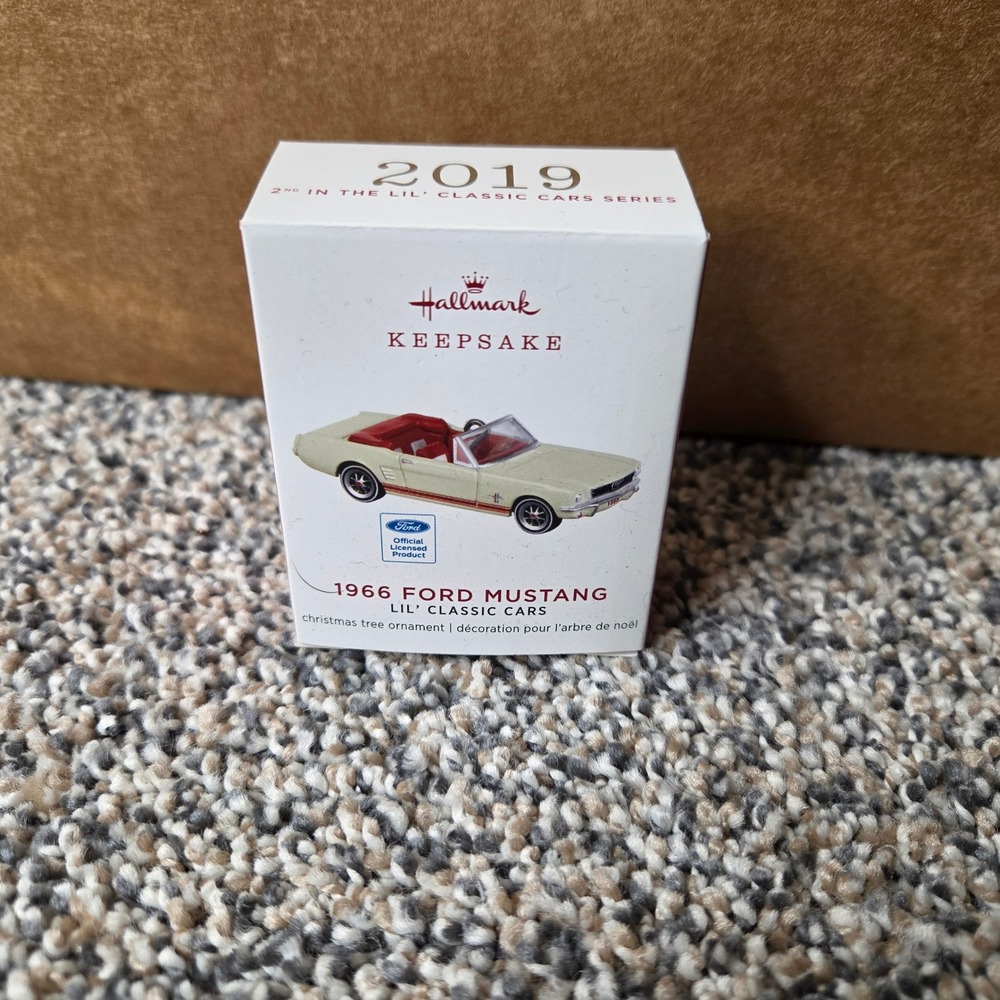 Hallmark 2019 Keepsake 1966 Ford Mustang Lil Classic Cars Ornament QXM8267 White